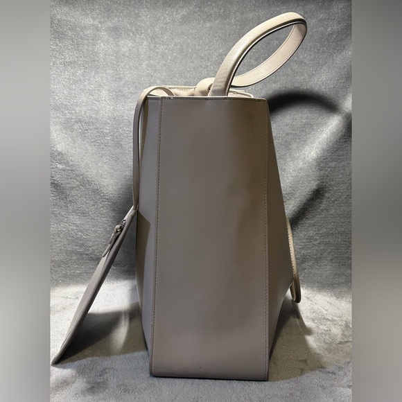 3.1 Phillip Lim Large Soleil Drawstring Cow Leather Bucket Bag - Picture 4 of 14